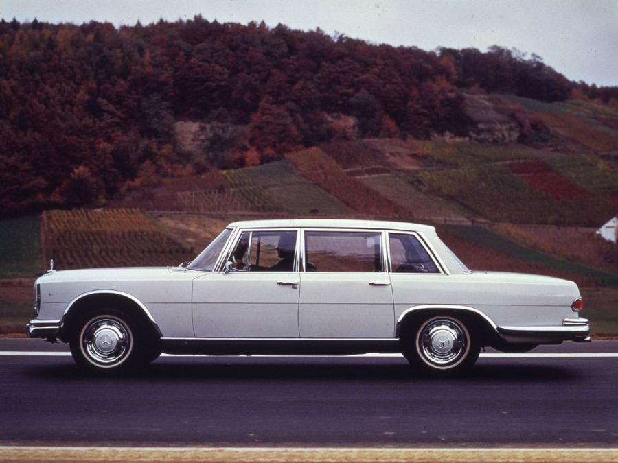  Mercedes-Benz S600 1964 года  (фото 5 из 5)